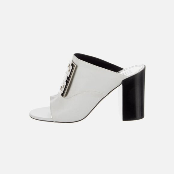 GIVENCHY WHITE SLIDE SANDALS SIZE 39 - Picture 4 of 4